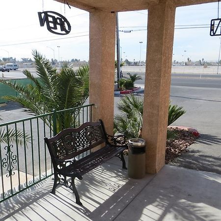 Crown Motel Las Vegas Exterior photo