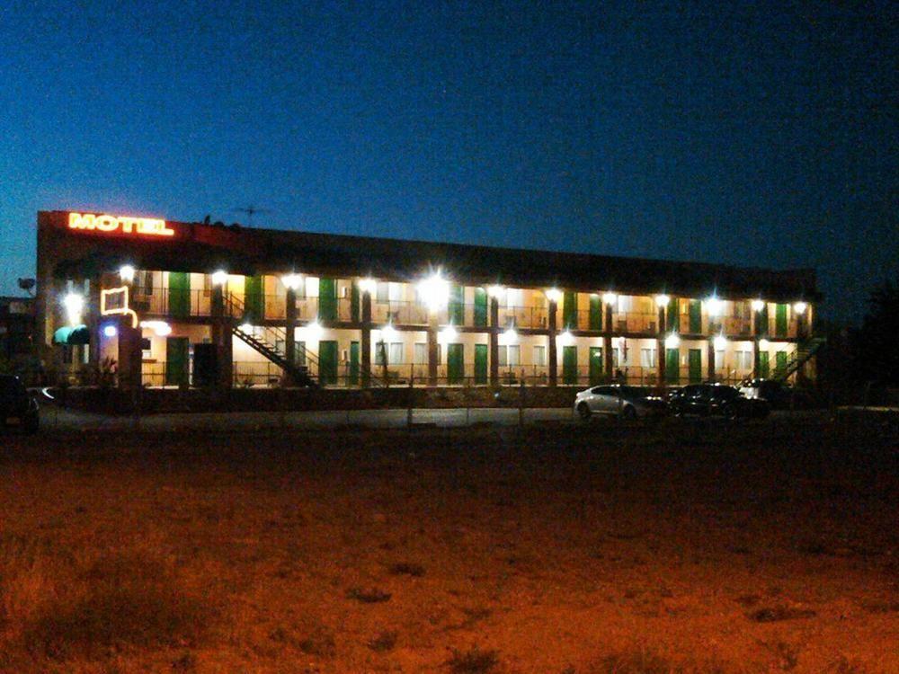 Crown Motel Las Vegas Exterior photo